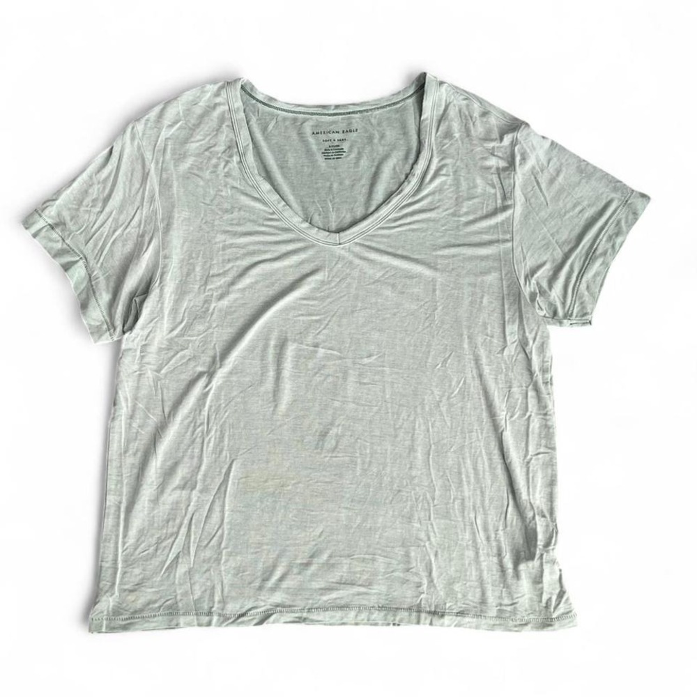 American Eagle Soft & Sexy Sage Green V-Neck Tee Size S